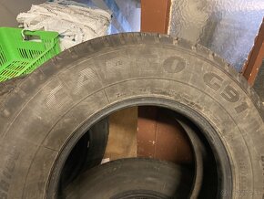 Predám pneu 225/75R16C - 2