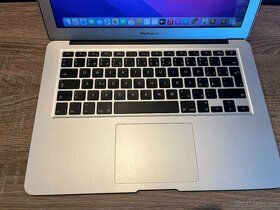 Macbook AIR 8GB, 128GB, baterie 90% - 2