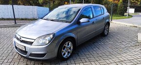 Opel Astra H 2004 - 2