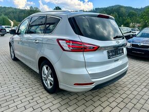 Ford S-MAX TITANIUM LED NAVI KAMERA 7 MÍST 2021 - 2