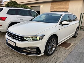 Passat R-Line 4motion 190K DSG7 fl b8.5 IQ LED - ODPOČET DPH - 2