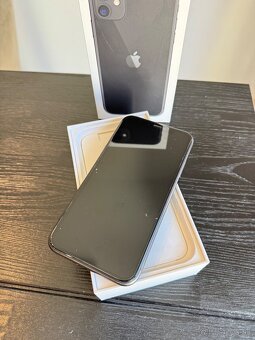 iPhone 11 64GB - 2