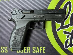 Predám CZ P-09 9x19 - 2