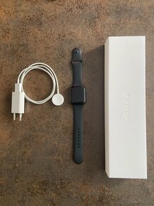 Apple Watch Series 6 - Space Gray Aluminum 44mm - 2