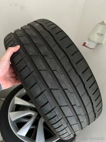 Tesla model 3 original  Sport Wheels (235/40 R19) - 2