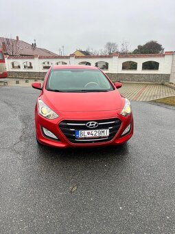 Hyundai i30 1.6 ,88kw - 2