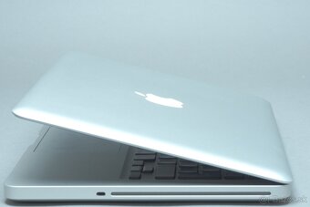 ZÁRUKA/Macbook Pro 13.3"/I5 2.5GHZ/8GB RAM/500GBSSD/TOP/CZ/ - 2