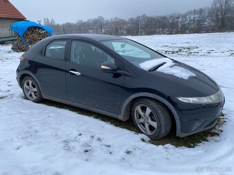 Honda Civic 1,8 benzin UFO - 2