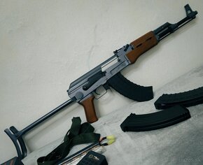 Ak47s + výbava - 2