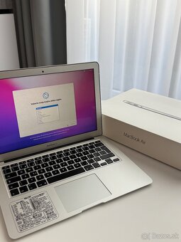 MacBook Air 13” (Early 2015) - 2