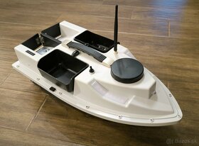 GPS Zavážacia zakrmovacia loďka - 2