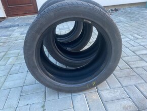 Predam zimné pneumatiky 225/45 R17 - 2