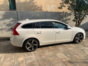 Volvo v60 r-design - 2