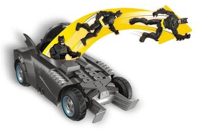 Auto na ovladanie RC Batmobil s figúrkou a katapultom - 2