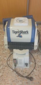 Hayward Tiger Shark bazenovy vysavac - 2