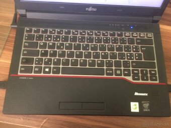 Predám notebook Fujitsu LIFEBOOK E544-E Series - 2