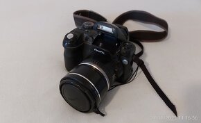 FinePix S5500 - 2