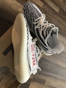 Adidas Yeezy Zebra - 2