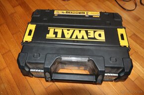 Kufor Dewalt - 2