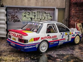 Ford Sierra Cosworth 1:18 Ottomobile - 2