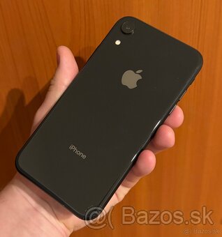  Apple iPhone Xr 64GB Black - 2