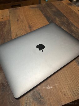 MacBook Air M1 (2020) 8GB/256GB - 2