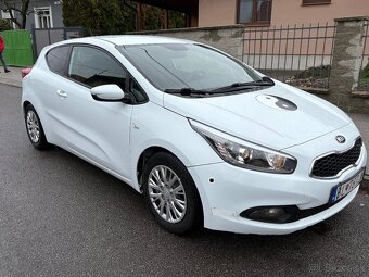 Predam Kia Ceed 2 miestna verzia možnost prerobit na 5 miest - 2