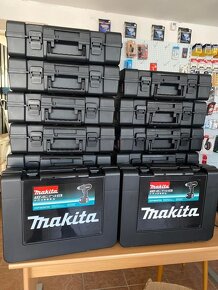 makita kufrik                  18 eur - 2