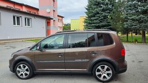 Volkswagen Touran Cross 2.0 TDI CR 103kw DSG Highline - 2