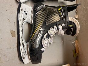 Korcule CCM Tacks 9060 - 2