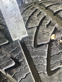 Goodyear 225/40 r18 - 2