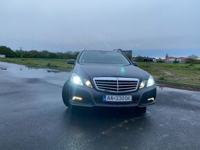 Mercedes Benz E250 - 2