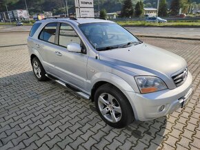 Kia Sorento 2007,2.4,125kw nafta 4x4 - 2