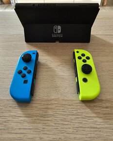 NINTENDO SWITCH OLED - 2