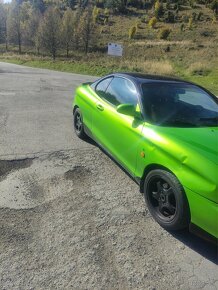 Hyundai coupé tiburon - 2