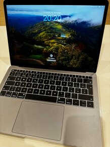 MacBook Air 13" 2019 i5 256GB Space Grey - 2