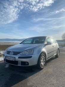 Volkswagen Golf 5 - 2