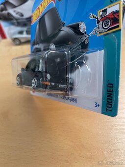 HotWheels Porsche 911 Turbo 3.6 - 2