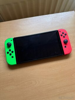 Predám Nintendo Switch OLED - 2