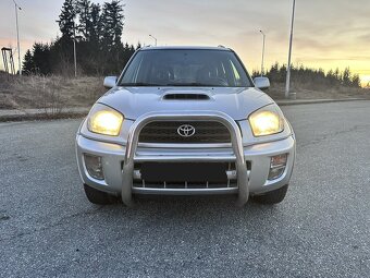 Toyota RAV4 2.0 D4D 4x4 - 2