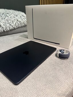 MacBook AIR M3 16gb 512gb - 2