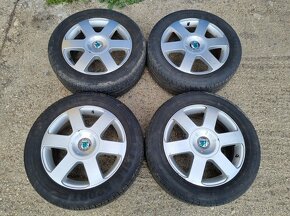 PREDAM ELEKTRONY SKODA VEGA s pneu 5x112 r16 mám 2 sady - 2