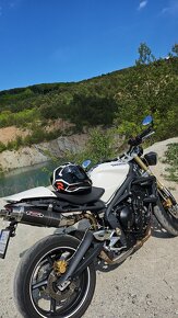 Triumph street triple 675 - 2