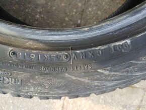 Pneu 235/50 R19 - 2