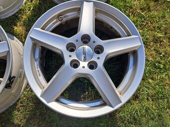 Elektrony Toyota yaris 15 - 5x100 plus snimace a srouby - 2