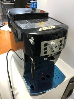 DELONGHI  magnifica 22.110 - 2