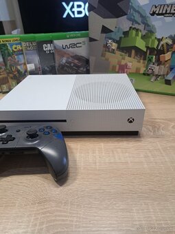 Xbox One S 500GB - 2