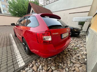 Škoda Octavia Combi 2.0 TDI DPF RS DSG - 2