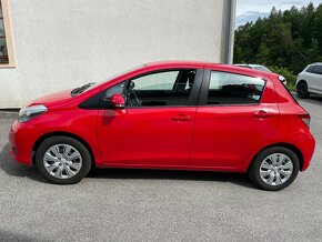 TOYOTA YARIS 3 1,3 VVT-i BENZÍN 100PS 1 MAJITELKA - 2