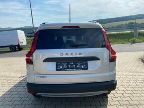 Dacia Jogger 1.0 TCe 110k Comfort 7 miest - 2